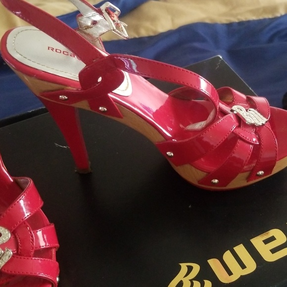 shoes - Picture 2 of 2